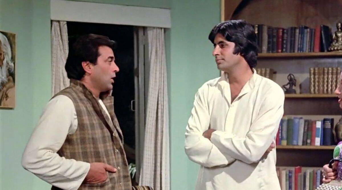 Dharmendra responds to a fan who called Amitabh Bachchan the &lsquo;weakest link&rsquo; in Chupke Chupke, sends love
