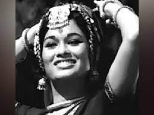  नहीं रही एक्ट्रेस बेला बोस, 79 वर्ष की उम्र में ली अंतिम सांस