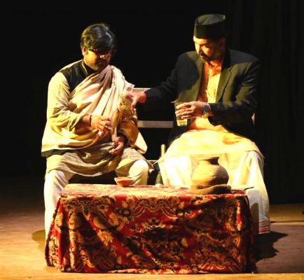 नाट्य प्रस्तुति : क्रूर पूंजीवाद के हाथ हुआ &ldquo;आवाज का नीलाम&ldquo;