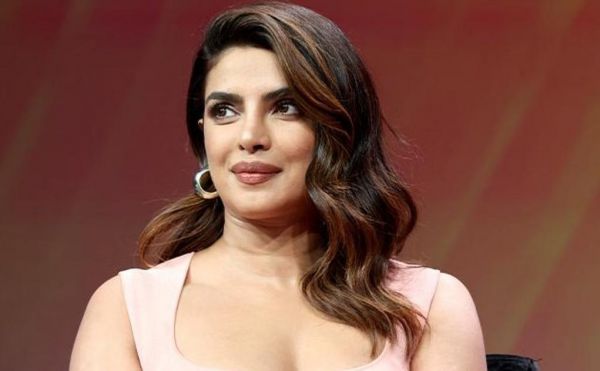 फिर दिखेगा देसी गर्ल का जादू, प्रियंका चोपड़ा की बॉलीवुड में वापसी के कयास