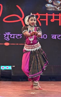 चक्रधर समारोह : ओडिशी कलाकार शिवली देवता ने पुरी के जगन्नाथ स्वामी पर आधारित मनमोहक प्रस्तुति दी