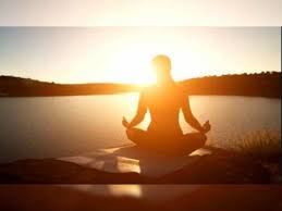 समग्र जीवन का उत्कर्ष है - योग