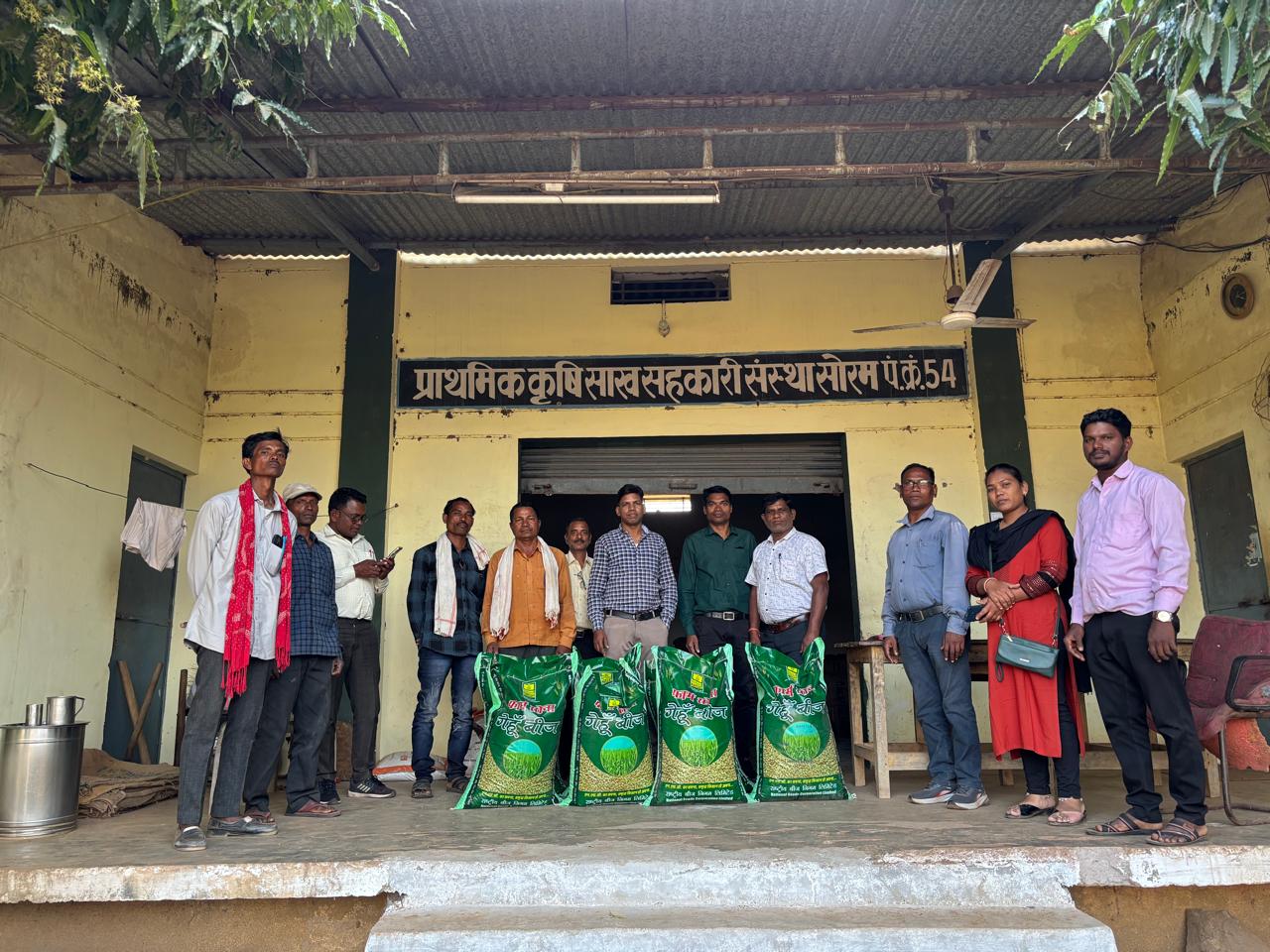 छत्तीसगढ़ : जल एवं पर्यावरण संरक्षण के लिए जिले में अपनाया जा रहा फसल चक्र परिवर्तन