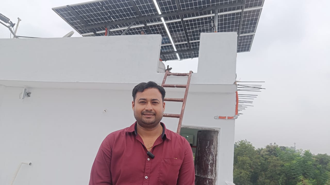 छत्तीसगढ़ : प्रधानमंत्री सूर्य घर मुफ्त बिजली योजना के हितग्राही उत्कर्ष ने साझा किया अपना अनुभव, बिजली बिल हुआ कम, सब्सिडी भी मिली