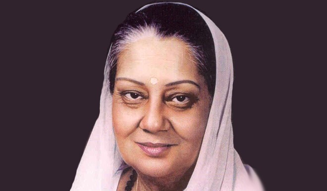 राजमाता विजया राजे सिंधिया: शाही जीवन से जनसेवा तक का प्रेरणादायक सफर