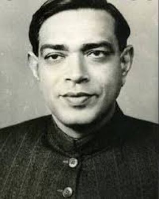 सिंहासन खाली करो कि जनता आती है...