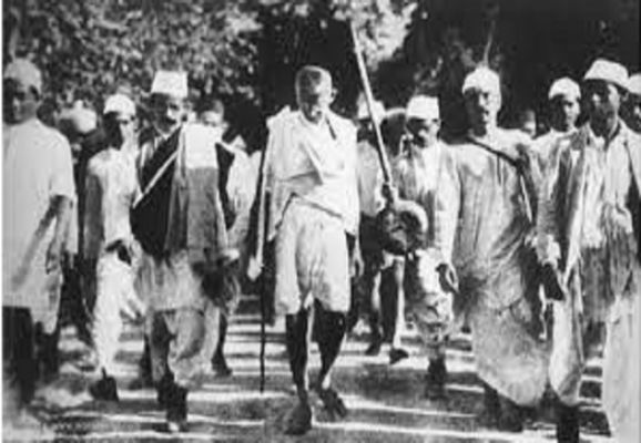 बापू का भाषण सुनकर पकड़ी आंदोलन की राह, रायबरेली में लिखी विकास की इबारत