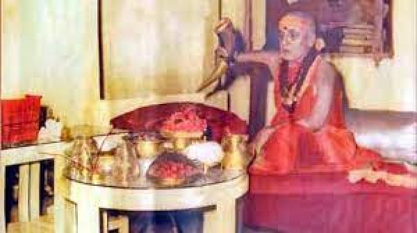   धर्मसम्राट स्वामी करपात्री महाराज