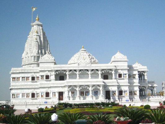 मथुरा-वृंदावन में बजने लगी विकास की बांसुरी