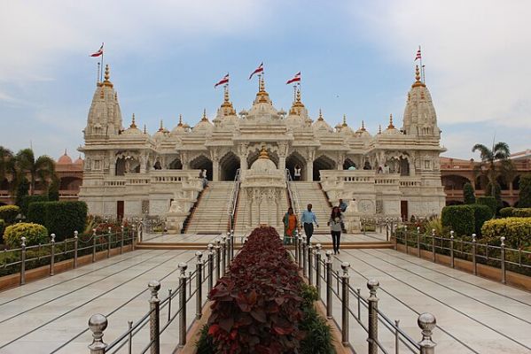  मंदिर श्रृंखला:- स्वामीनारायण मंदिर