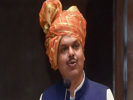 देवेंन्द्र फडणवीस : लो...लौट आया समुंदर...