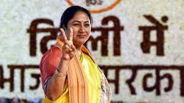  रेखा 'राज' के समक्ष चुनौतियां