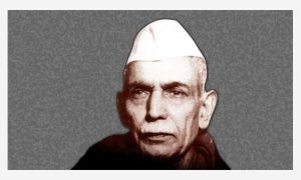 पत्रकारिता और साहित्य में स्व के उद्गाता पं.माखन लाल चतुर्वेदी