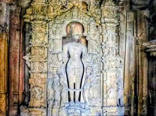  मूर्ति-पूजा भारत की प्राणशक्ति है!