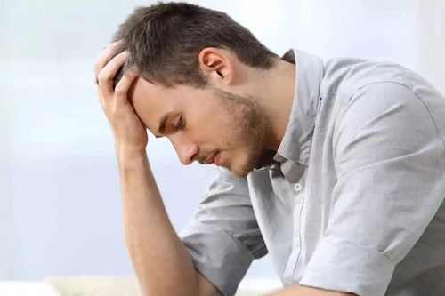 डिप्रेशन के लक्षण नजर आने पर लाइफस्टाइल में करें बदलाव