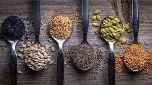  फिट रहने के लिए कर रहे हैं बीजों का सेवन