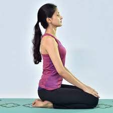 अपच को दूर करता है वज्रासन