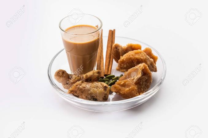 गुड़ की चाय के ढेरों फायदे