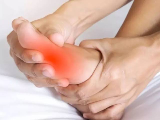 यूरिक एसिड में लहसुन खाने के फायदे