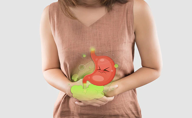 खाना खाने के बाद ये 5 काम करने से पाचन तंत्र पर हो सकता है बुरा असर