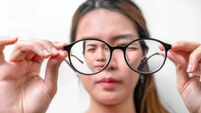 इस विटामिन की कमी से दिखने लगता है धुंधला