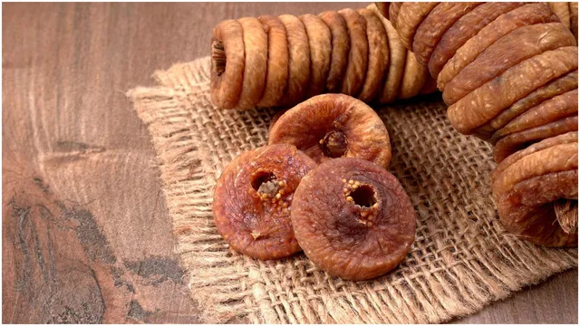 रात में भी अंजीर खाना सेहत के लिए फायदेमंद 