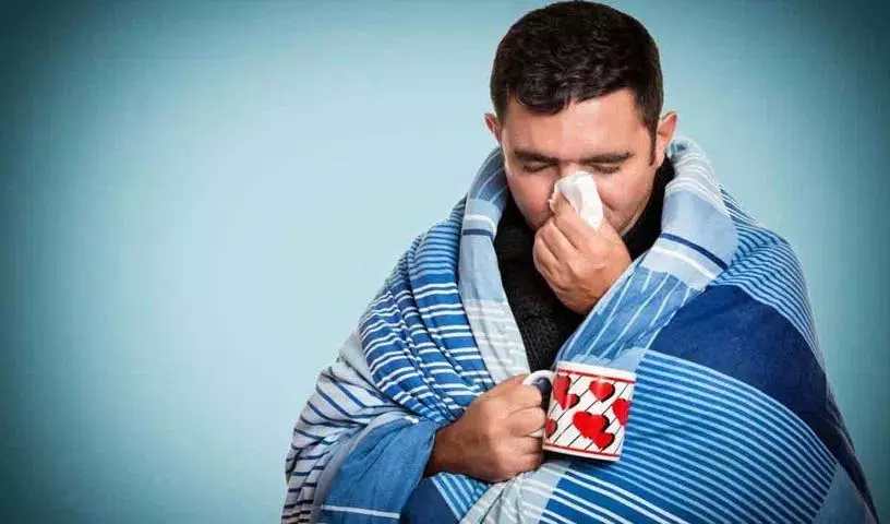 सर्दियों में सर्दी-खांसी से राहत के लिए असरदार घरेलू नुस्खे