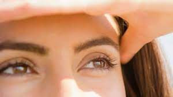 गर्मी के मौसम में आंखों का इस तरह से रखें ख्याल
