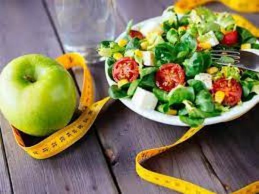 लंबे वक्त तक लो कार्ब डाइट फॉलो करने से हो सकती हैं सेहत संबंधी ये समस्याएं