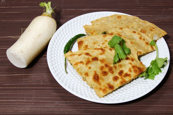 खाना खजाना : मूली के पराठे