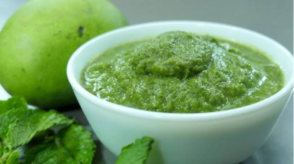 कच्चे आम से बनाएं टेस्टी चटनी