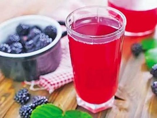 सोने से पहले पिएं ये 3 हेल्दी ड्रिंक्स और घटाएं वजन, बिना जिम जाए!