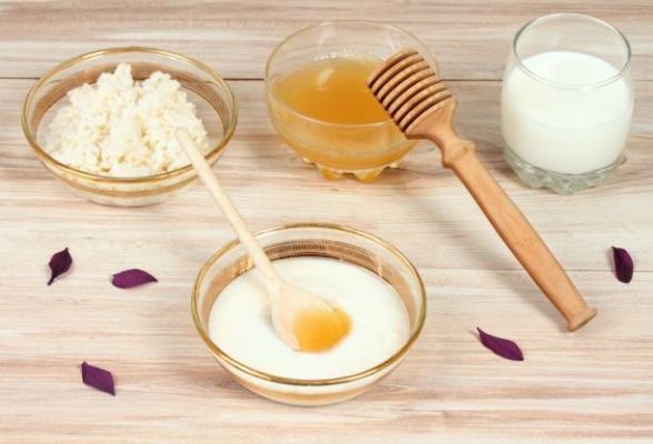 चेहरे पर निखार पाने ट्राई करें ये घरेलू उपाय