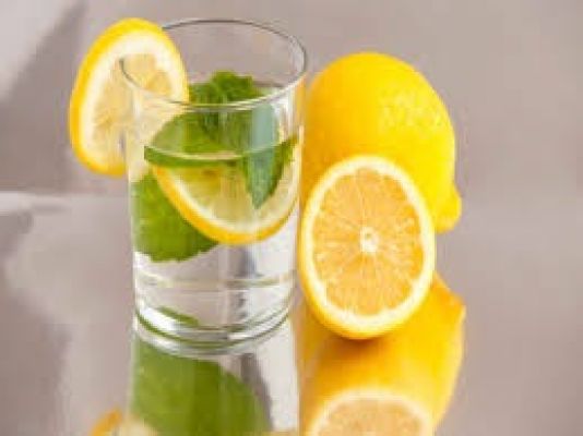सुबह खाली पेट पिएं ये देसी ड्रिंक्स, वजन होगा तेजी से कम