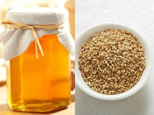 शहद और तिल के बीज का मिश्रण: खाली पेट लेने पर स्वास्थ्य लाभ