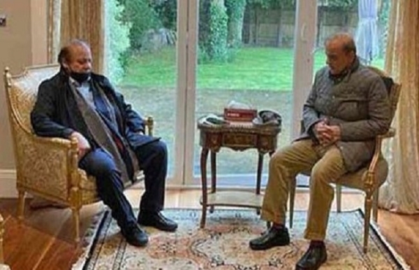 पाकिस्तान: इमरान के आन्दोलन व सेना प्रमुख की नियुक्ति पर नवाज से चर्चा को लंदन पहुंचे शहबाज