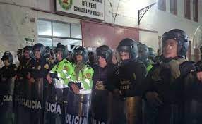 पेरू में सरकार विरोधी प्रदर्शन, 329 गिरफ्तार