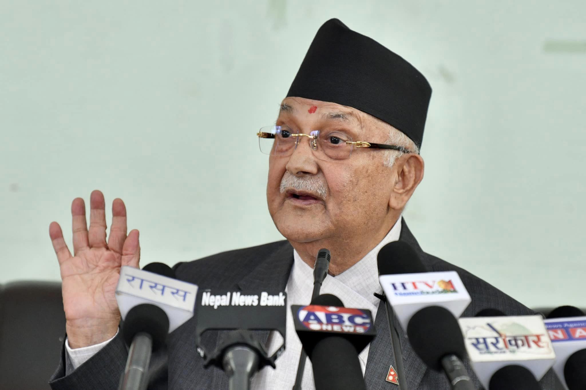 हमें चुनौती देने के लिए ही प्रचंड बना रहे समाजवादी मोर्चाः केपी ओली