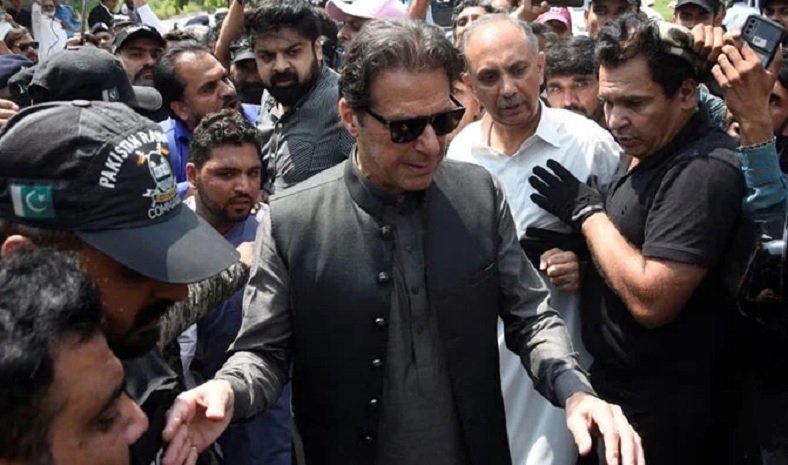 पाकिस्तान में इमरान खान की गिरफ्तारी के खिलाफ प्रदर्शन, 19 समर्थक गिरफ्तार