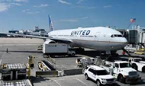 अमेरिका में यूनाइटेड एयरलाइंस की उड़ानें तकनीकी समस्या के कारण हुईं प्रभावित