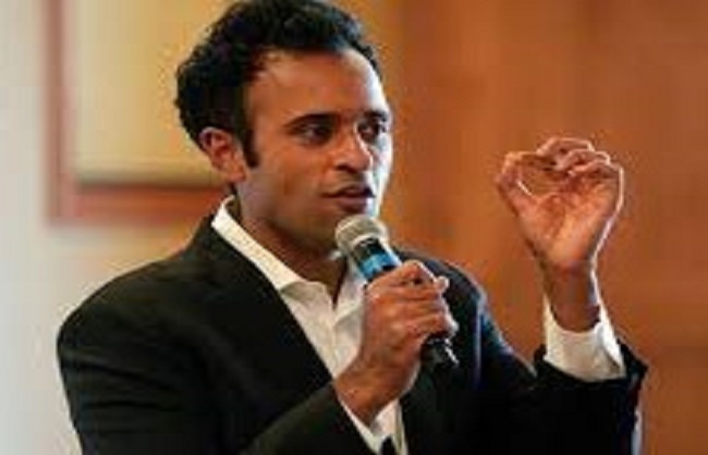 भारतीय मूल के विवेक रामास्वामी का वादा: अमेरिकी राष्ट्रपति बना तो हटा देंगे 75 प्रतिशत कर्मचारी, बंद होगी एफबीआई