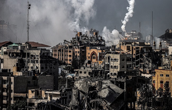 युद्धविराम की कोशिश के बीच गाजा सिटी में भीषण लड़ाई, पलायन जारी