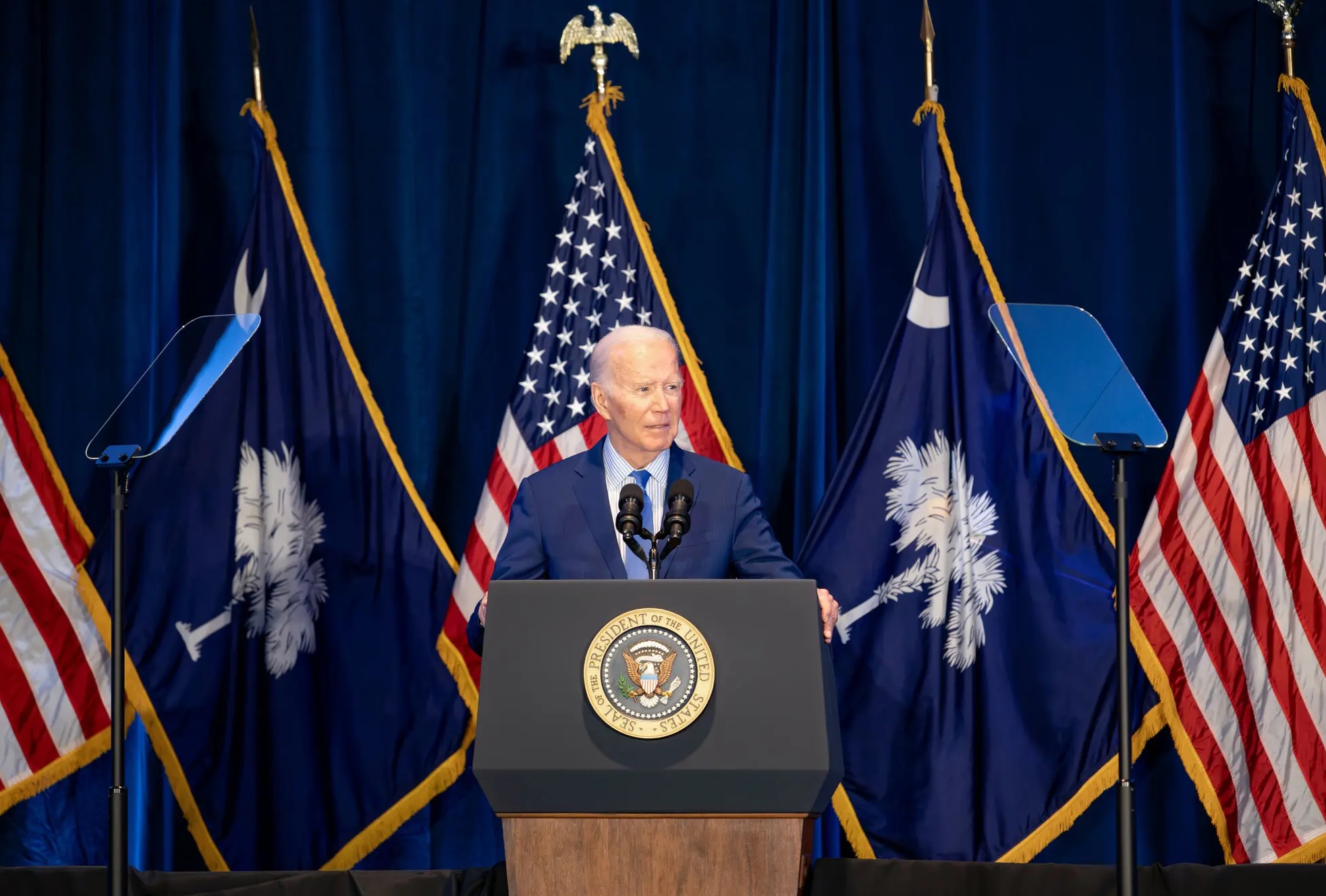 बाइडेन दक्षिण कैरोलिना में डेमोक्रेटिक प्राइमरी में विजयी