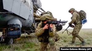 रूसी सैनिकों के पास उपकरणों की कमी की आलोचना करने वाला जनरल रिश्वत के आरोप में गिरफ्तार