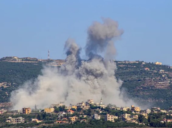 इज़राइल ने दक्षिणी-लेबनान पर अब तक के सबसे तीव्र हवाई-हमले किए
