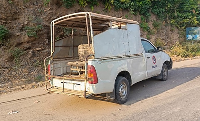 पाकिस्तान में 12 देशों के राजदूतों के काफिले पर आतंकी हमला, वैन को रिमोट कंट्रोल बम से उड़ाया गया