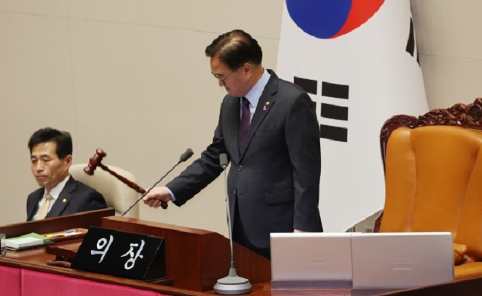 दक्षिण कोरिया के राष्ट्रपति येओल के खिलाफ महाभियोग प्रस्ताव पेश