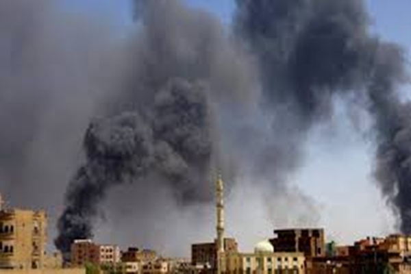 सूडान: ईंधन स्टेशन पर बमबारी में 28 की मौत, 37 घायल