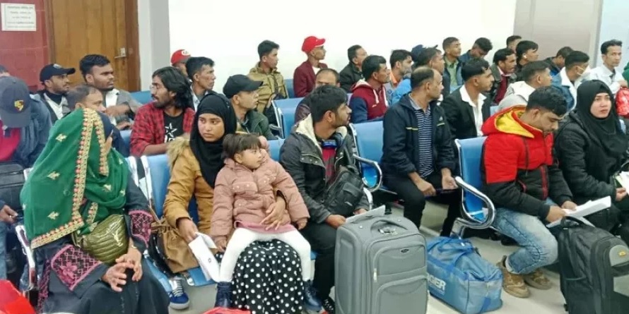 युद्धग्रस्त लेबनान से 85 बांग्लादेशी स्वदेश लौटे 