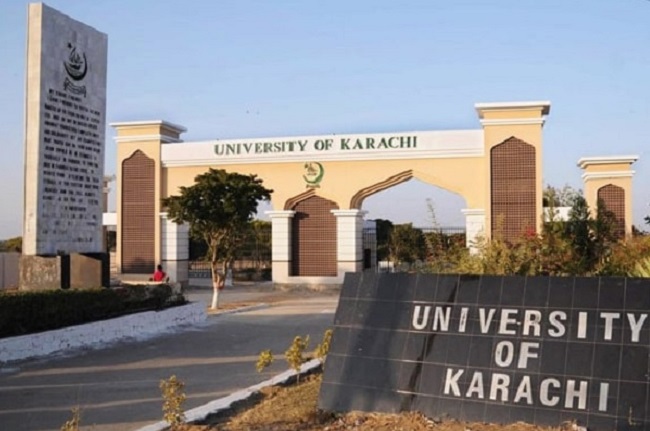 कराची विश्वविद्यालय ने स्टूडेंट्स के लिए ड्रेस कोड लागू किया